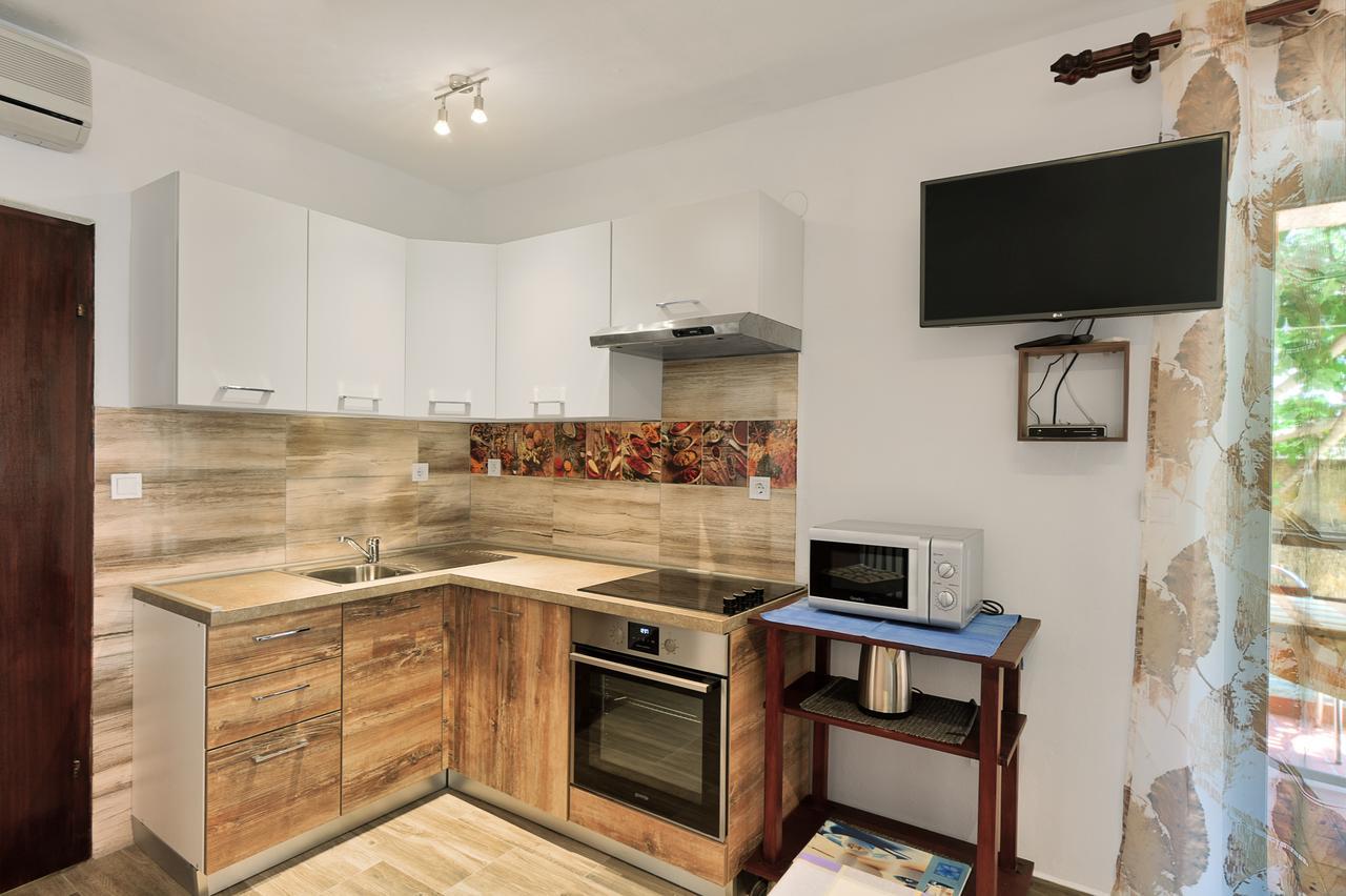 Vesna Apartment Pjescana Uvala Exterior foto