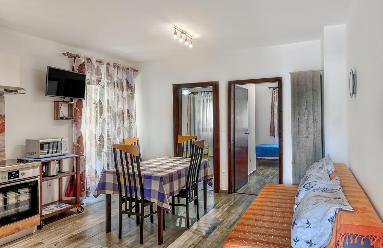 Vesna Apartment Pjescana Uvala Exterior foto